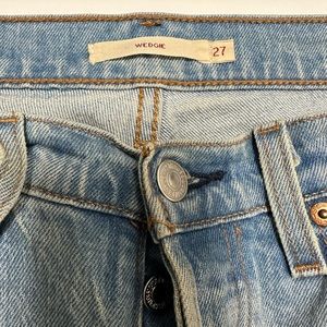 Levi’s Wedgie Style Jeans - Size 27